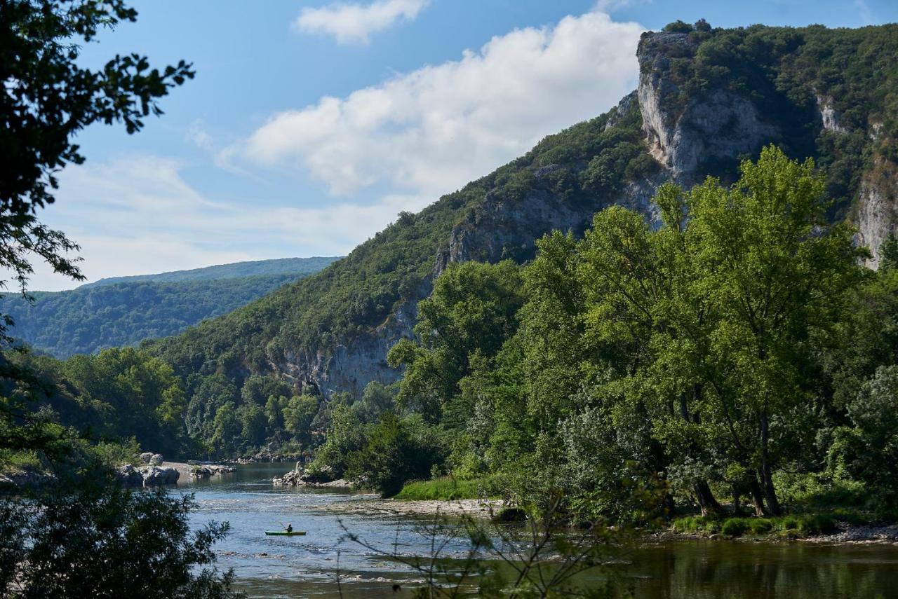 Отель Rives D'Arc Валлон-Пон-д'Арк Экстерьер фото